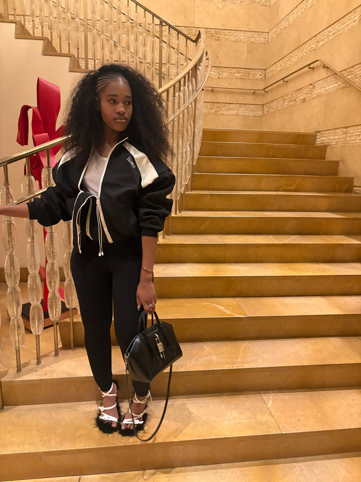 Black versatile jacket w/leggings